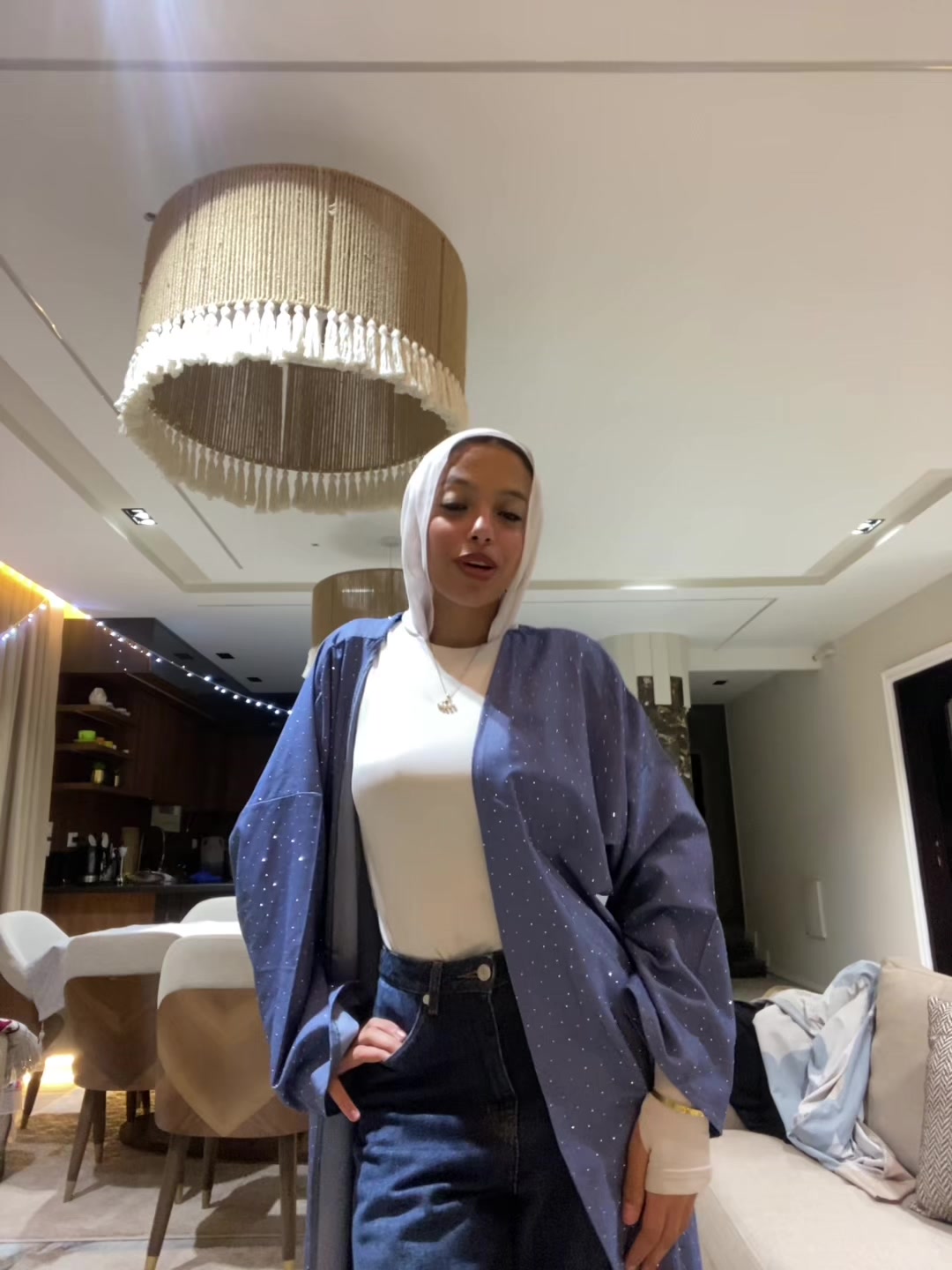 @LA
