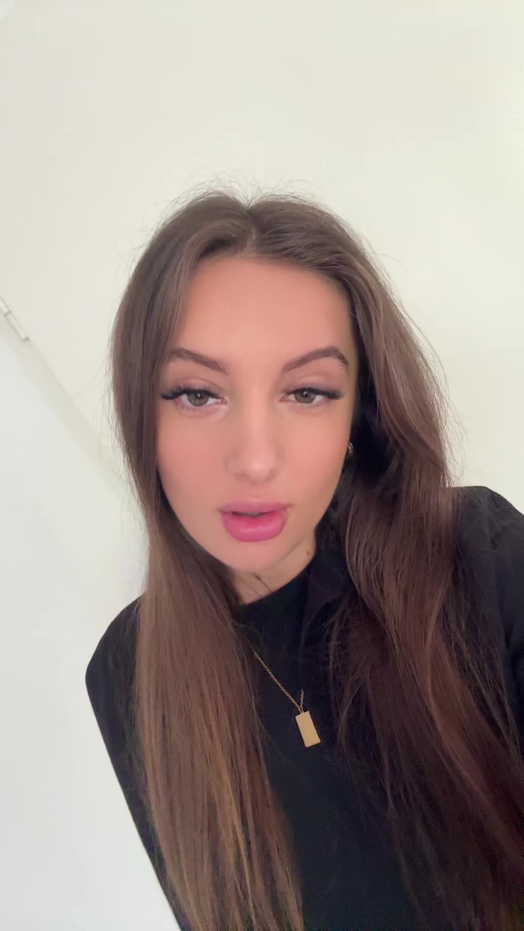 @Aulona