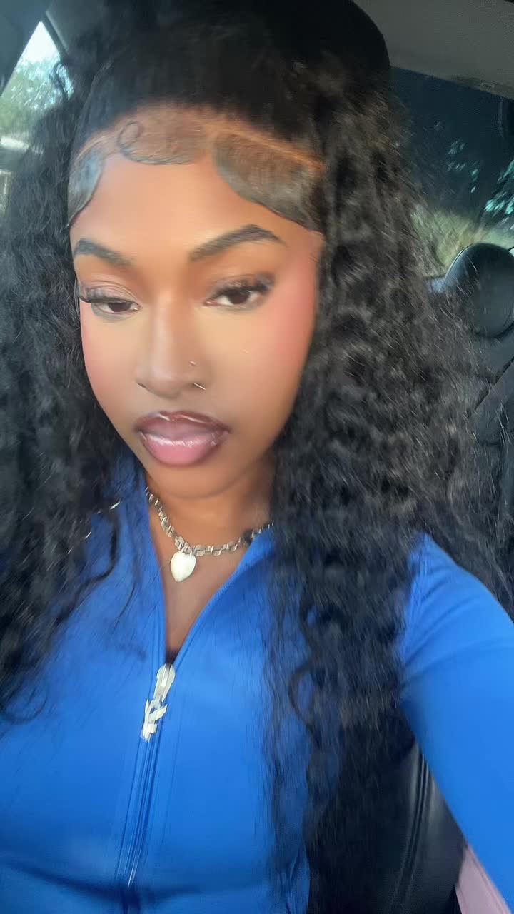 @QueenNae