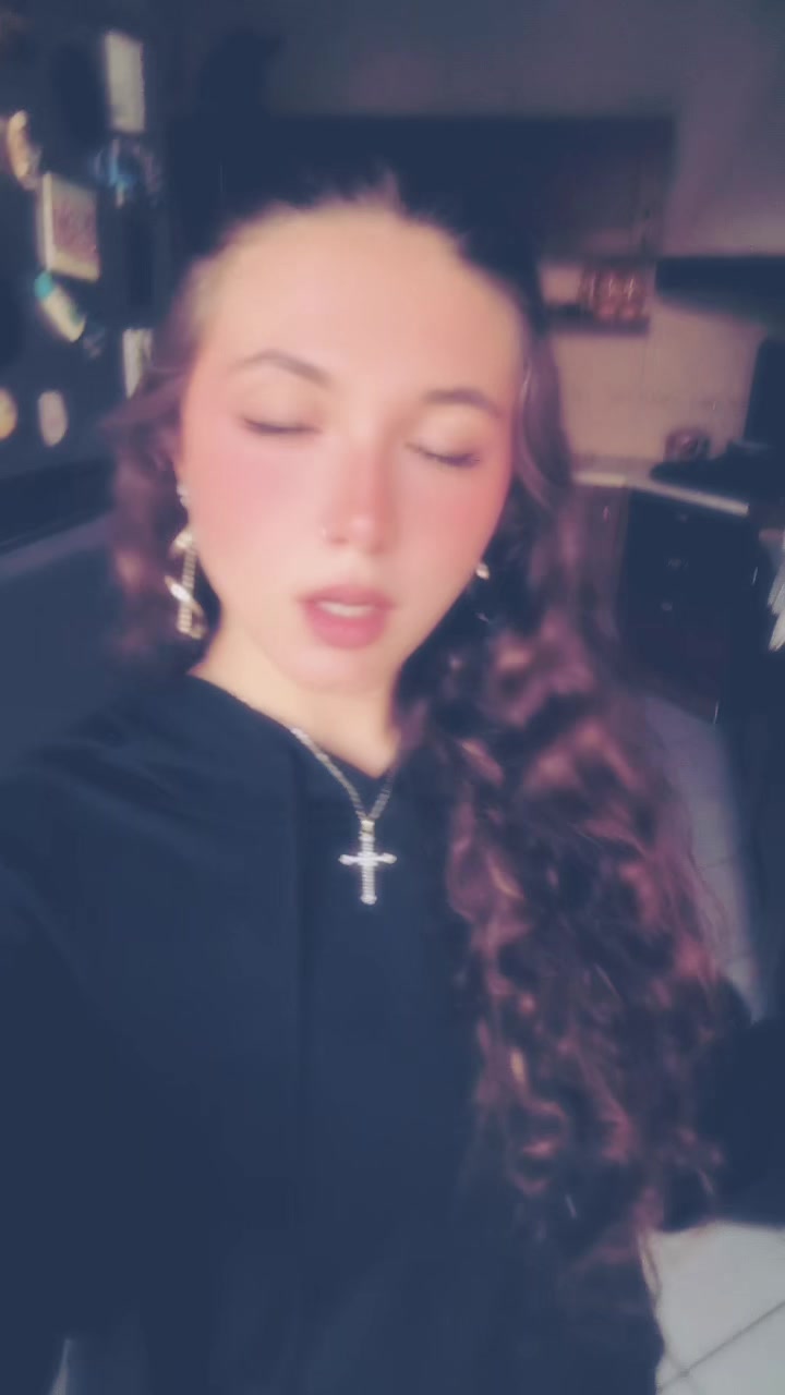 @🕷️