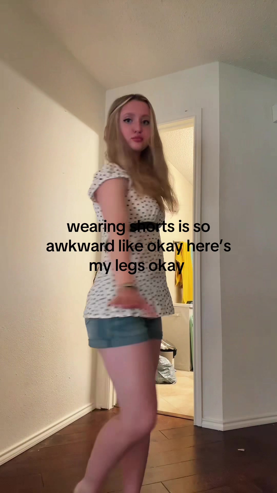 @&zwj; ᥫ᭡