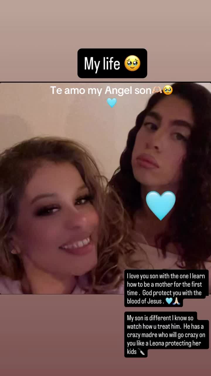 @QUEEN👑