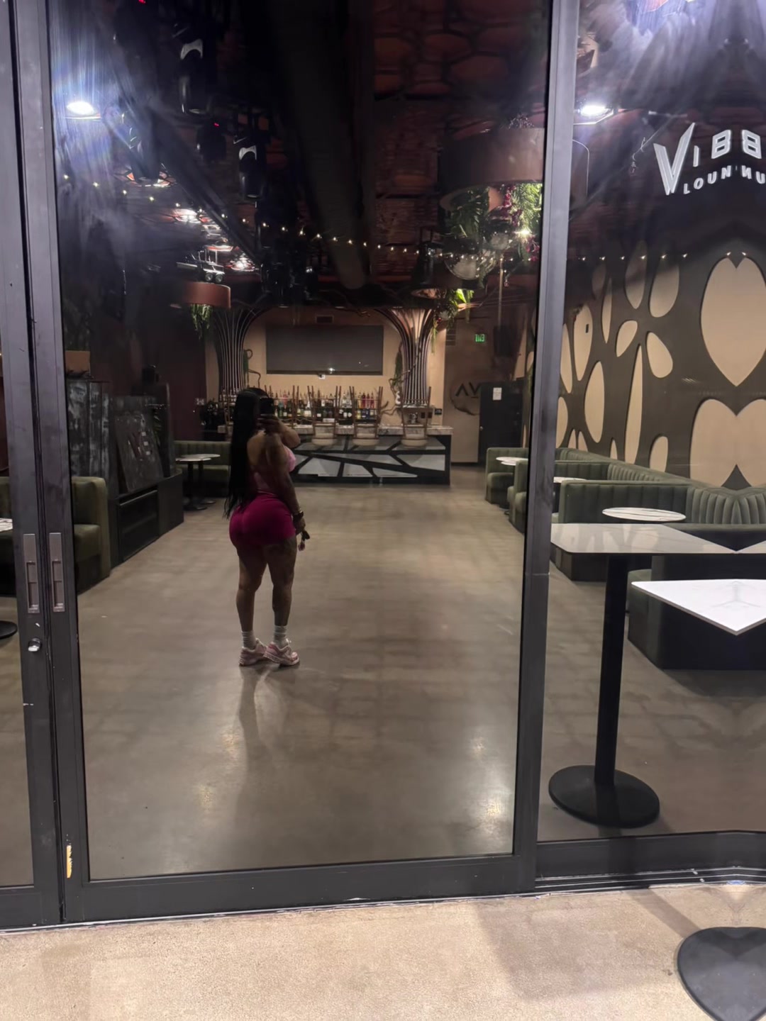 @Mam&iacute;ana