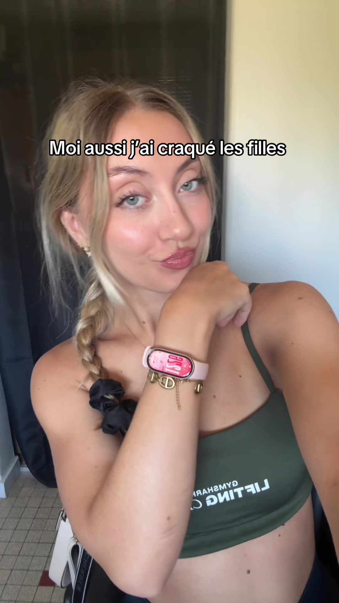 @Elodie✨