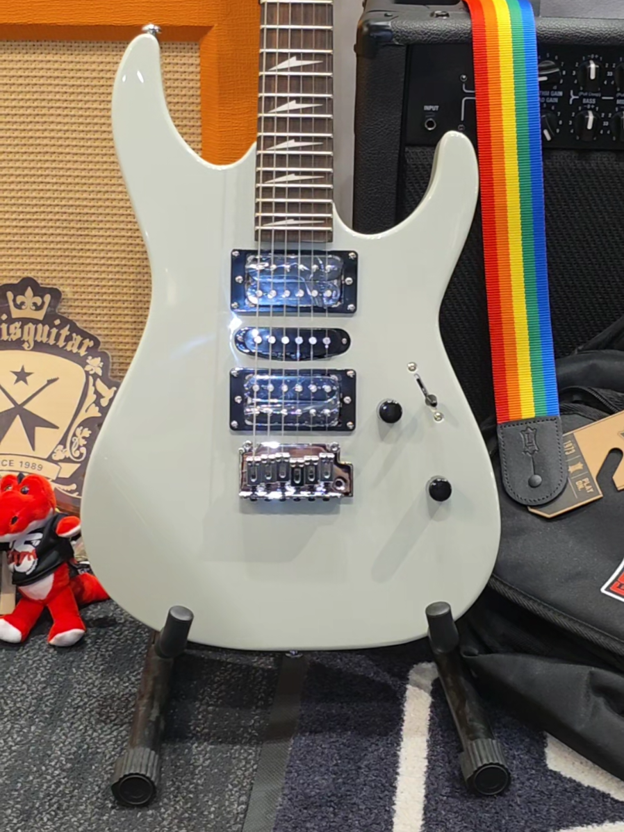 @davisguitar1989