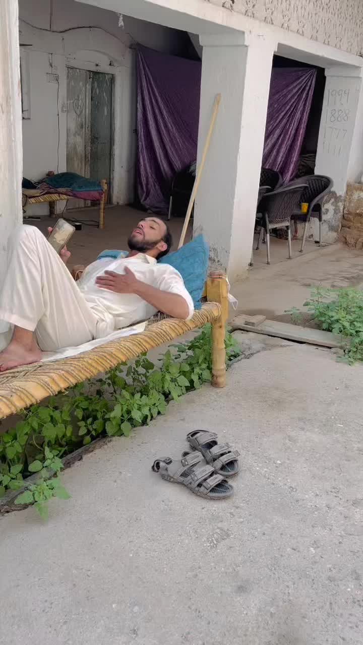 @hasnainshahi_27