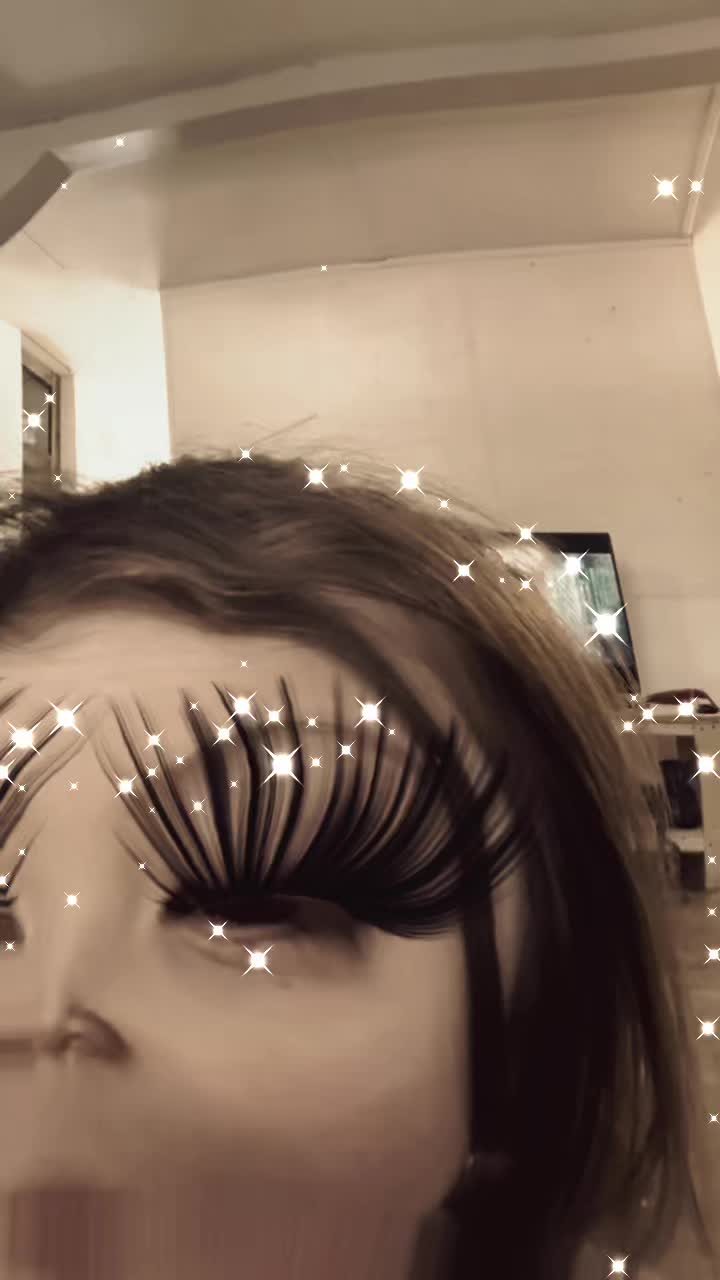 @violettaeleni