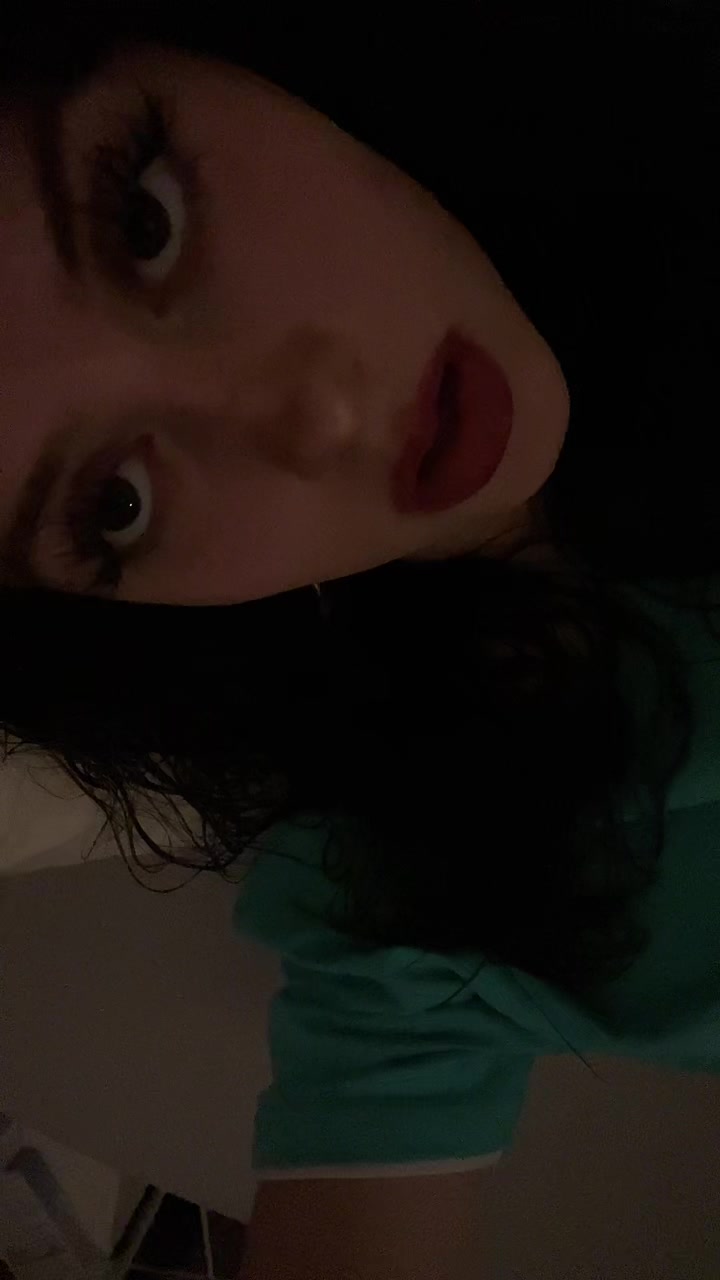 @77sleepydoll