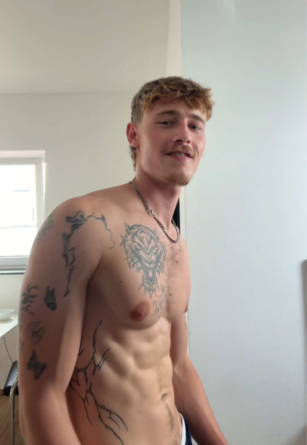 @louraintt