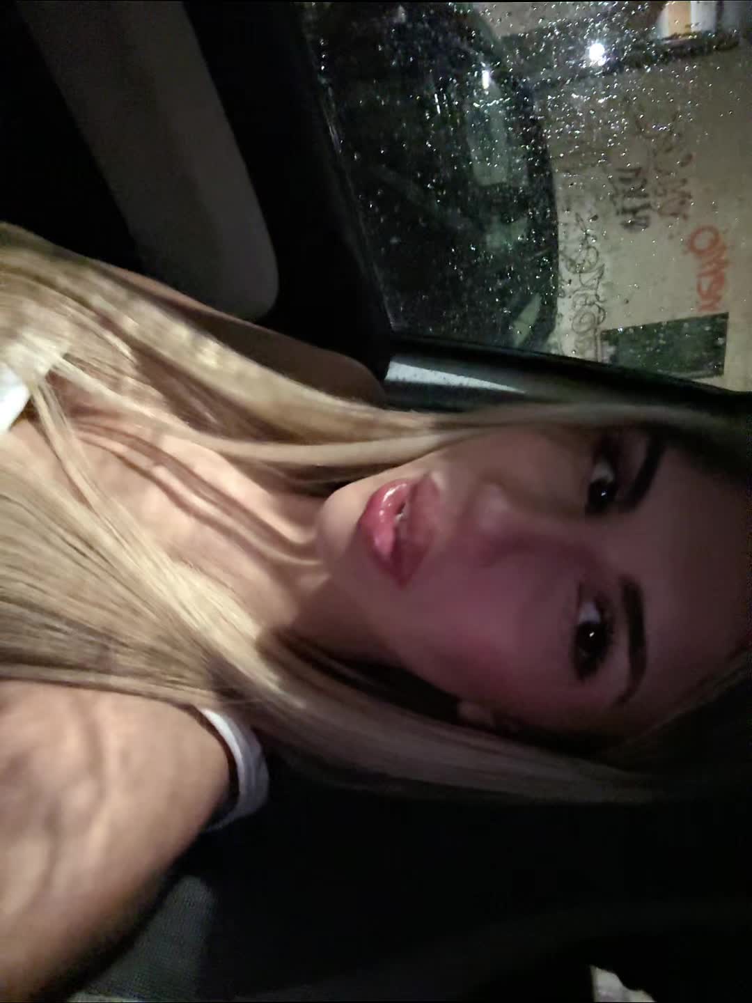 @Lulú