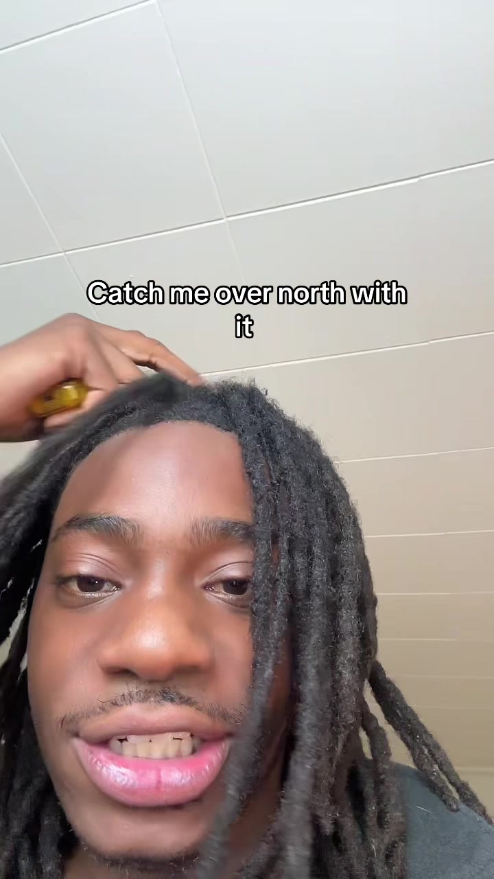 @Free Slapz 👋🏾