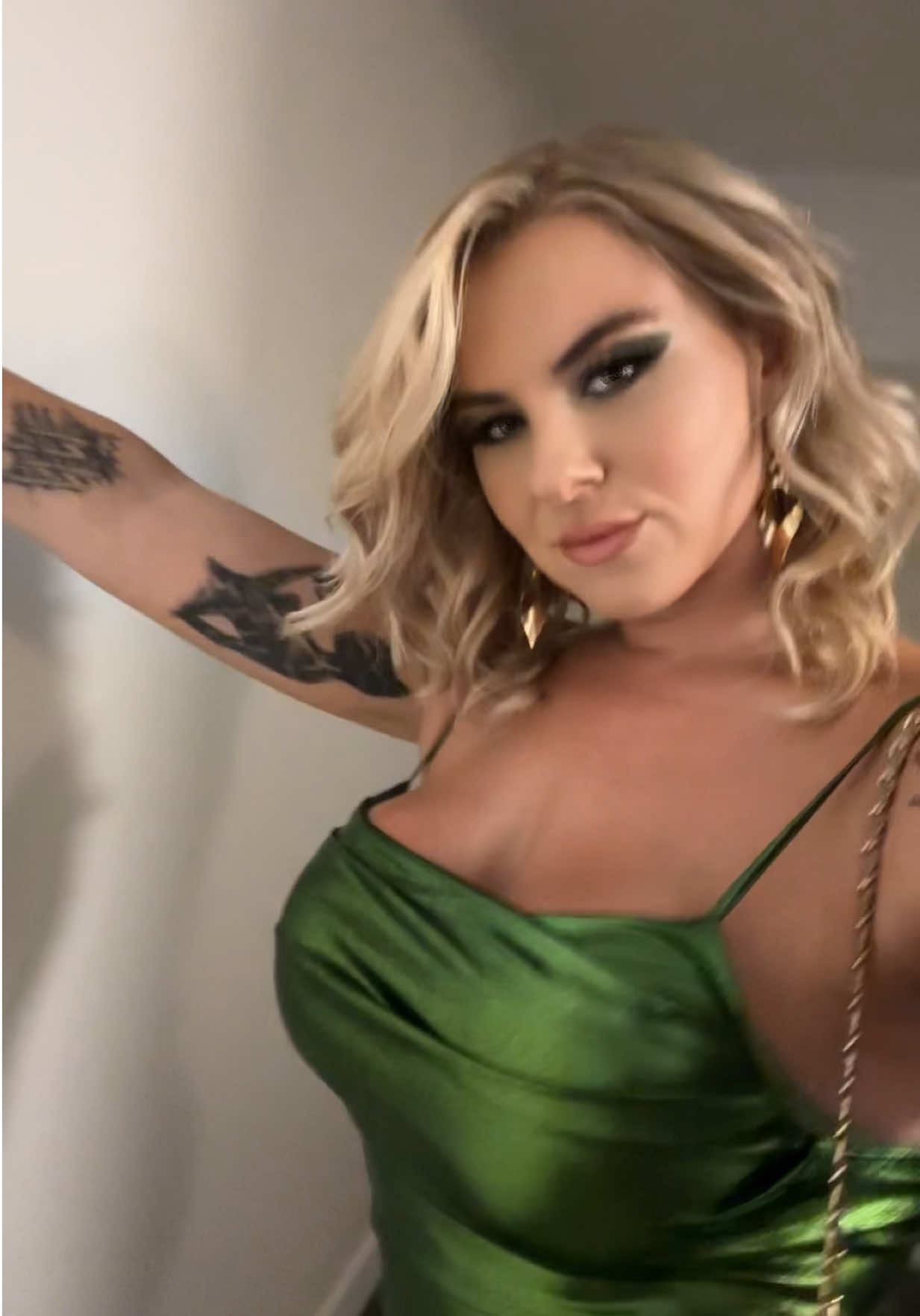 @lookslikemotley