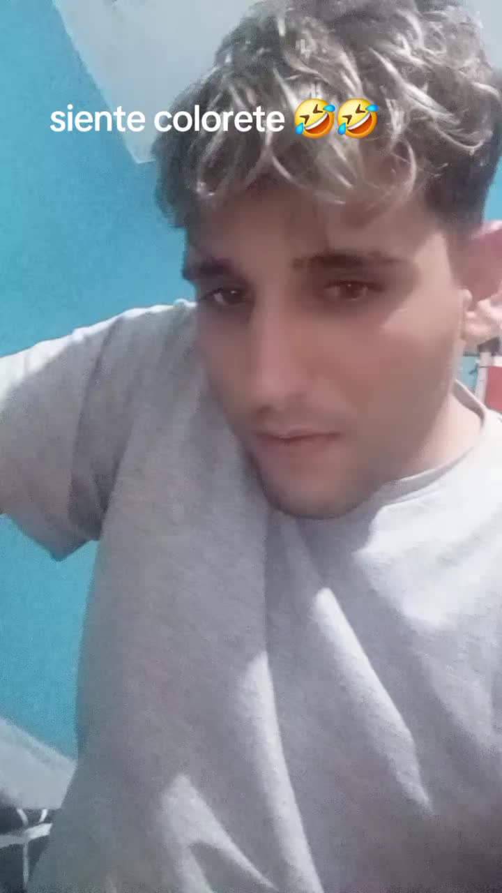 @elcarly
