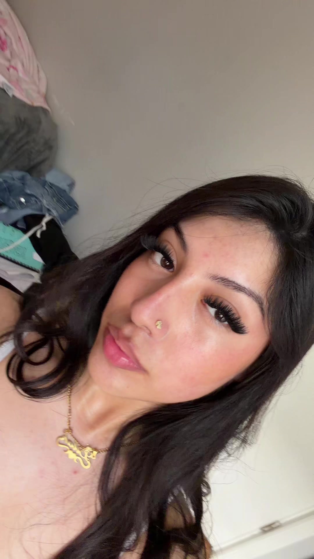 @𝐠𝐢𝐫𝐥𝐲𝐟𝐚𝐜𝐞