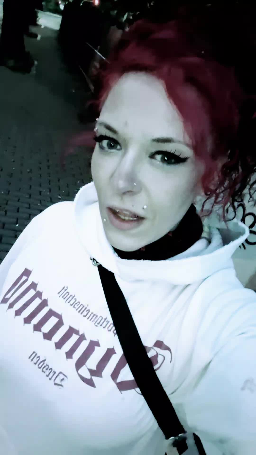 @🖤💛Jenni🖤💛