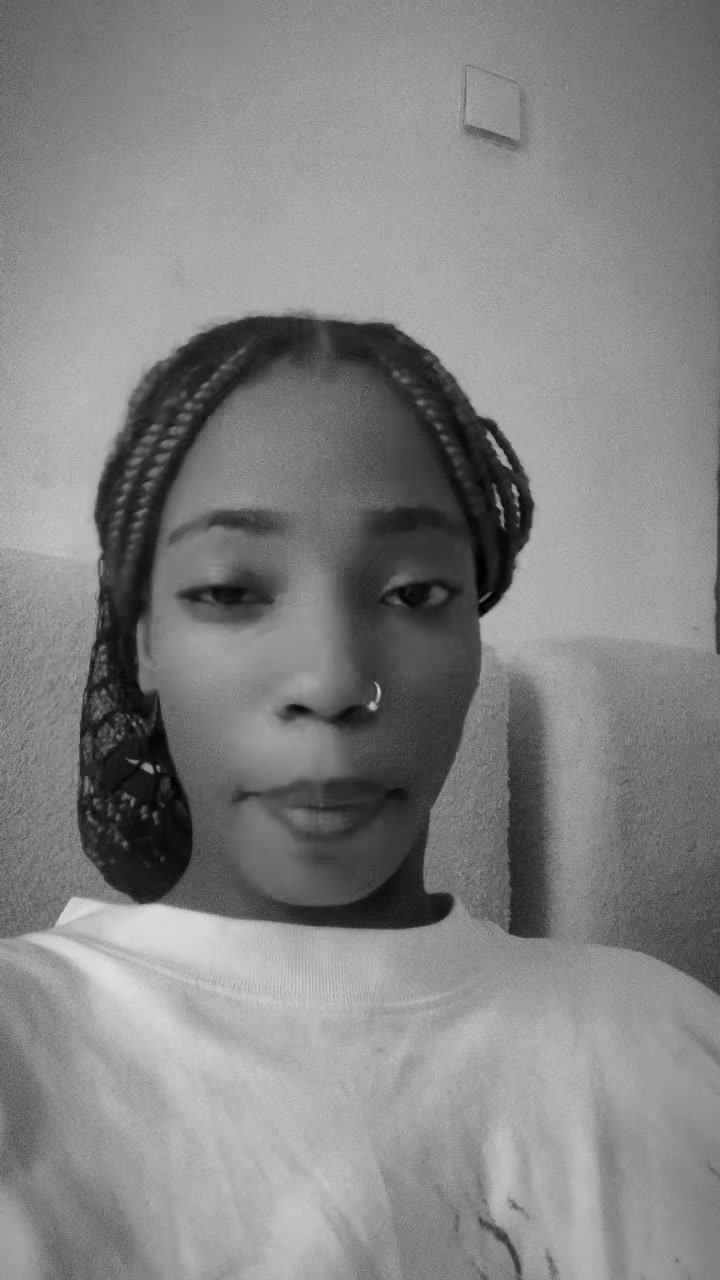 @R💕E🌚N🥹A😌
