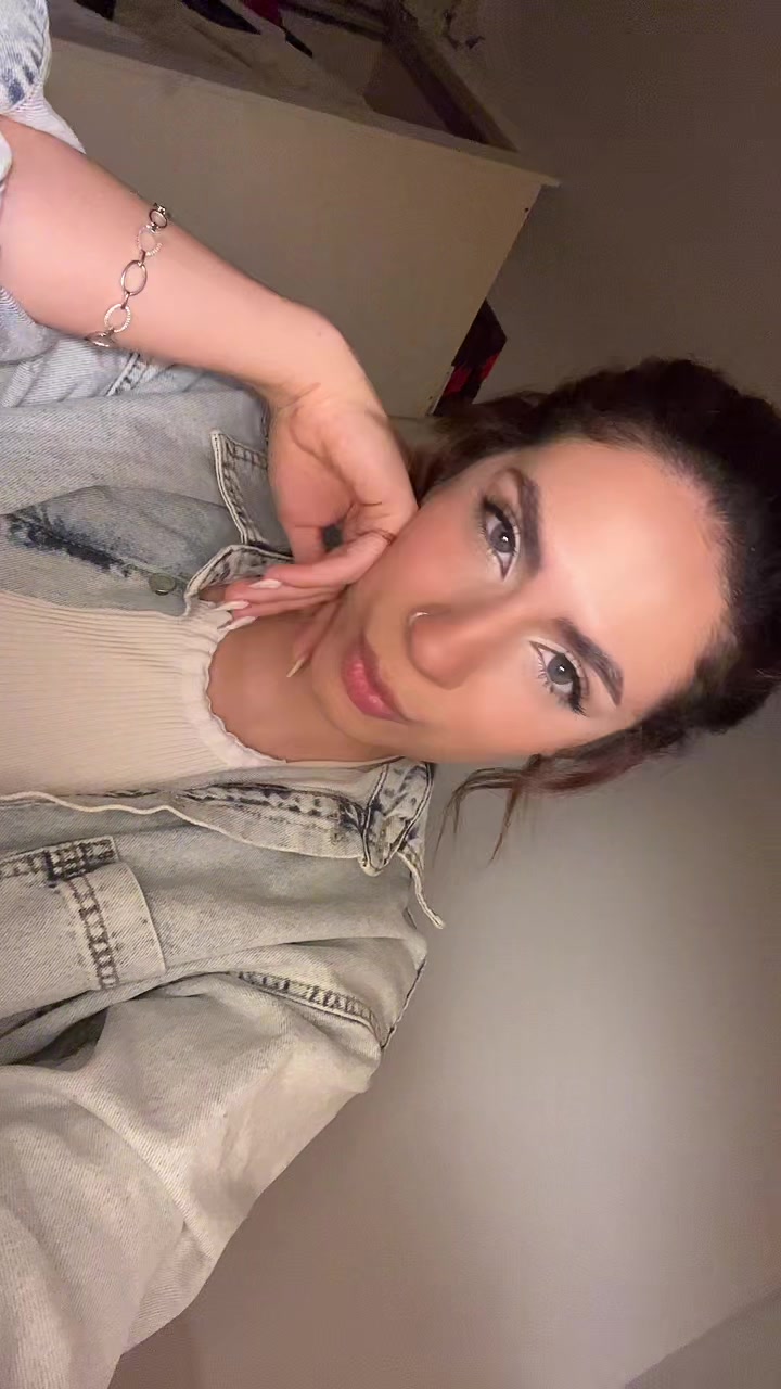 @meliika