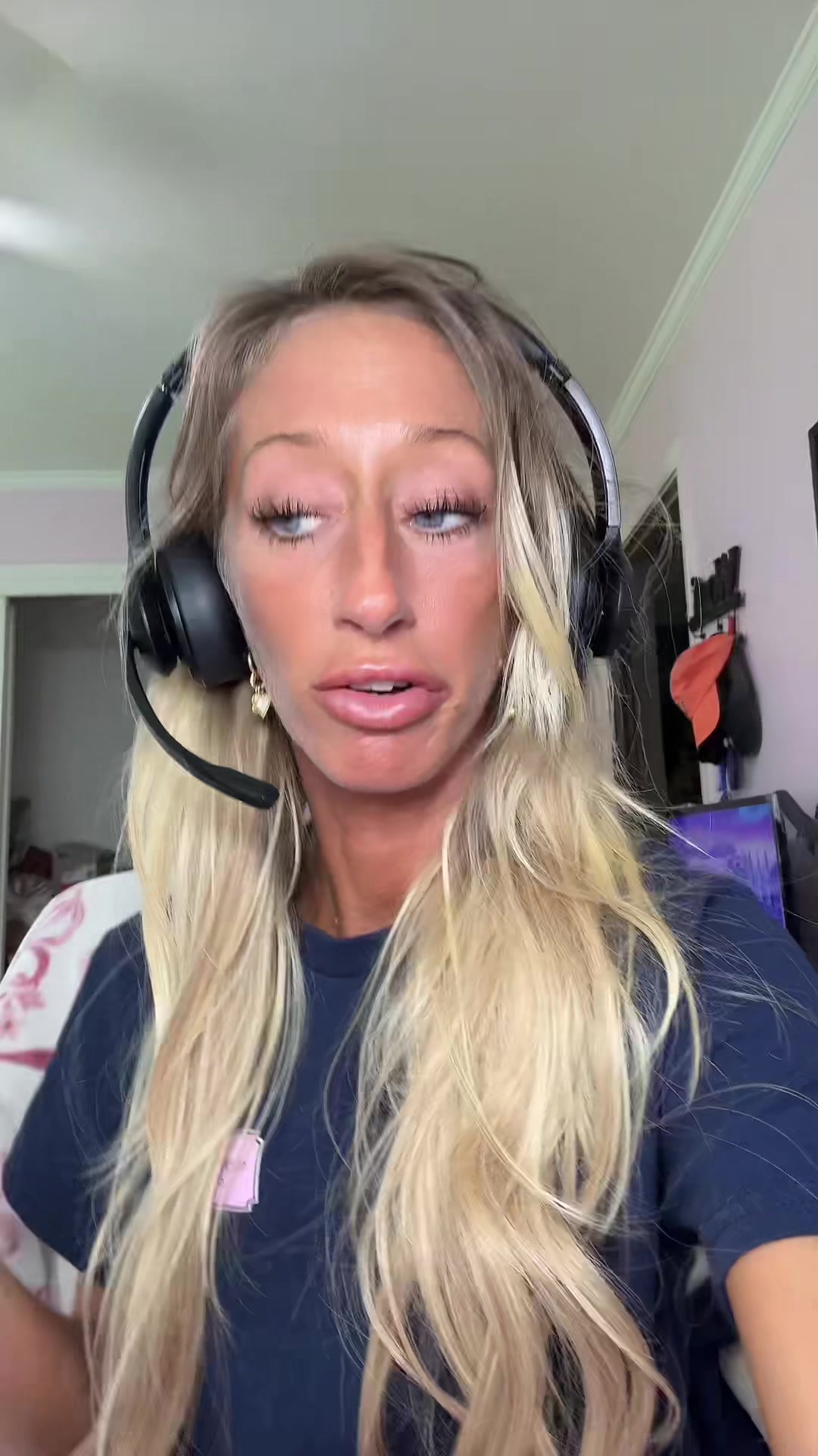@Destinee💻