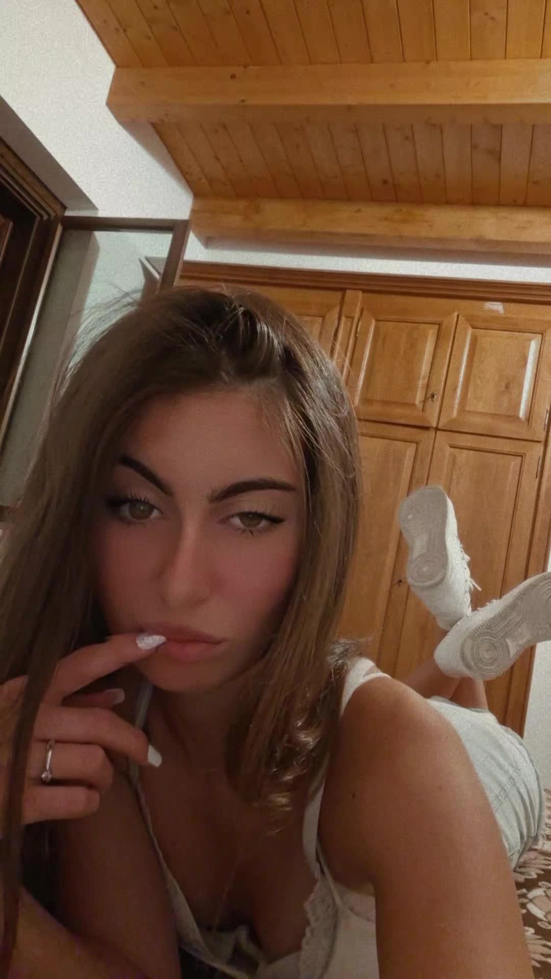 @sofy💚🌙