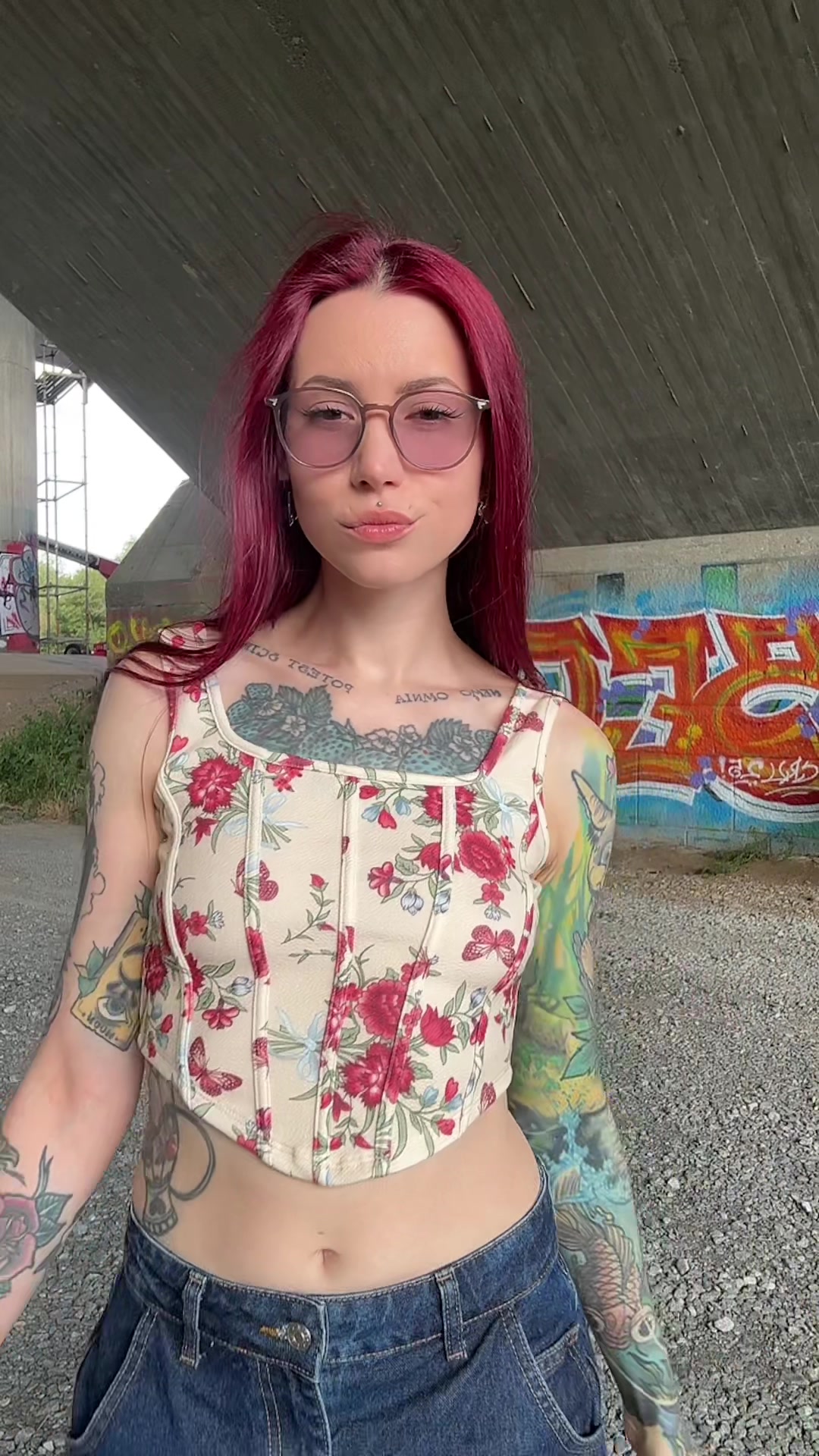 @Vera