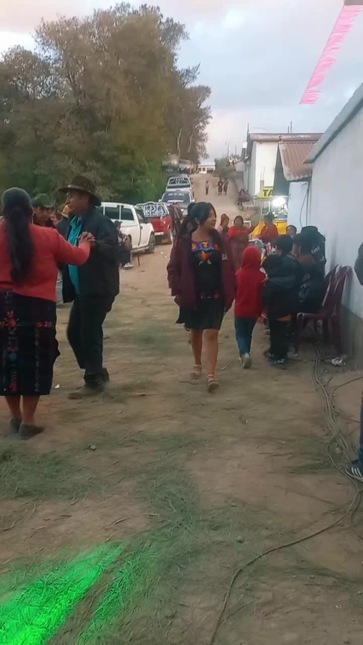 @AvilCh Jos&eacute;