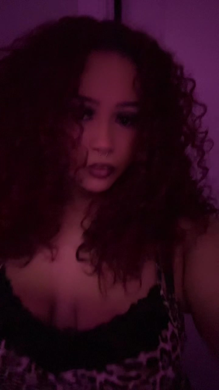 @liyah ♉︎ .