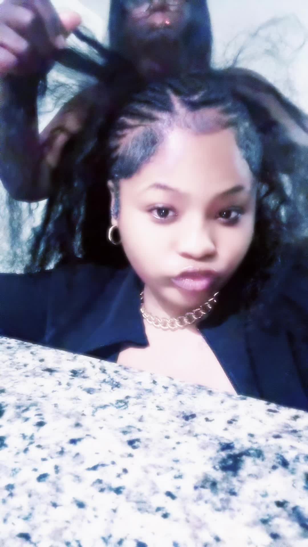 @Femalebagger