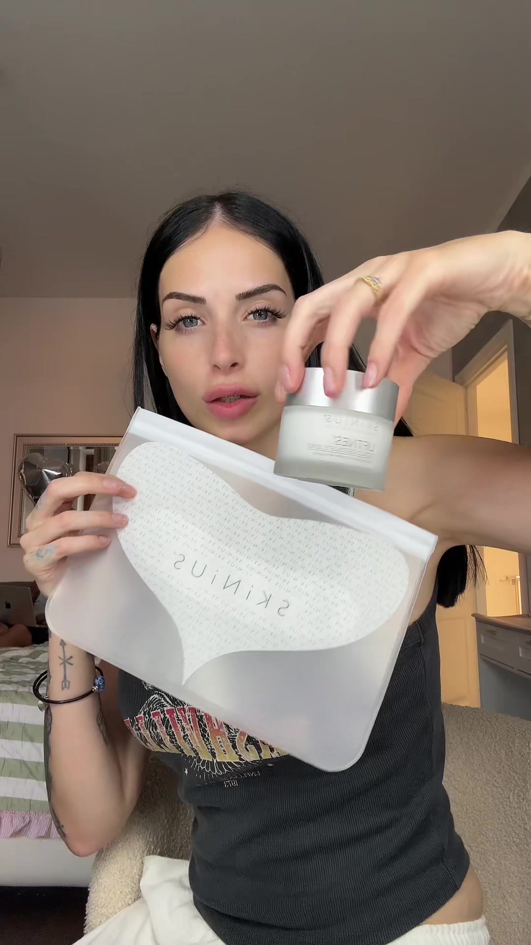 @sara.disturco