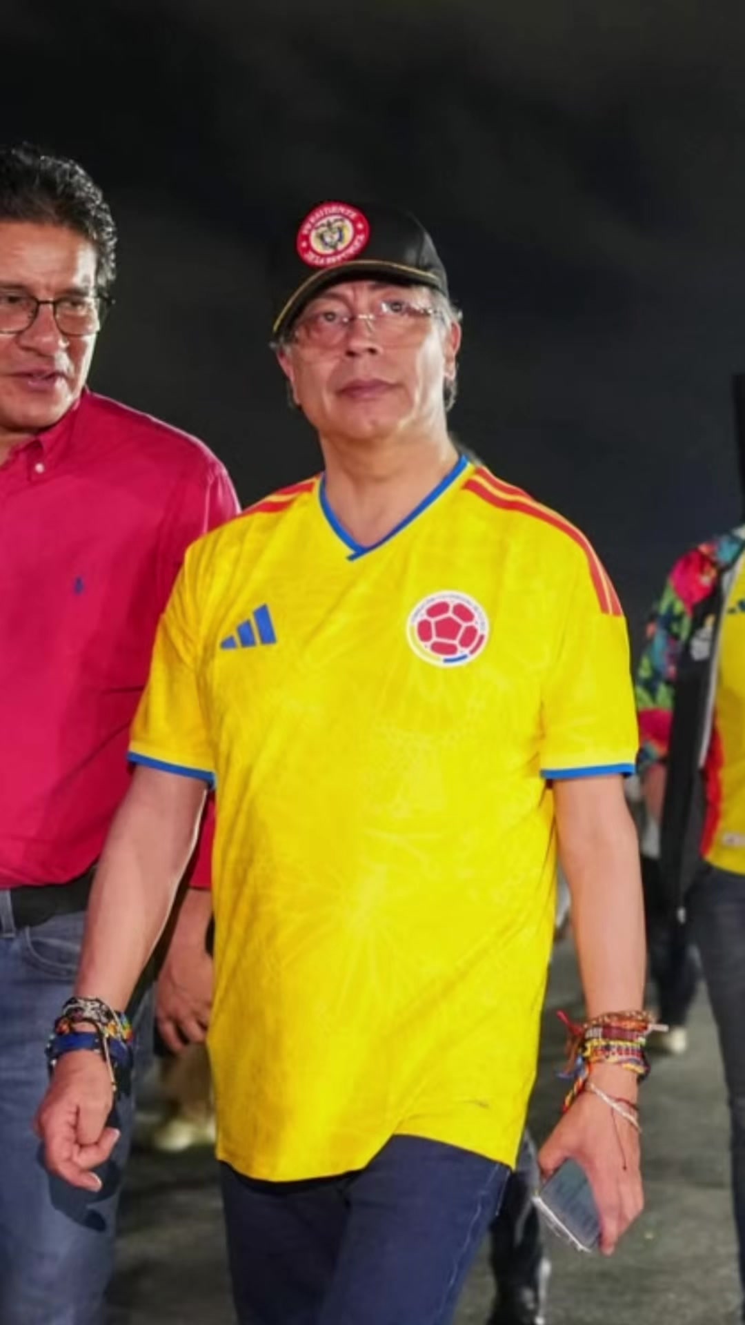 @Gustavo Petro