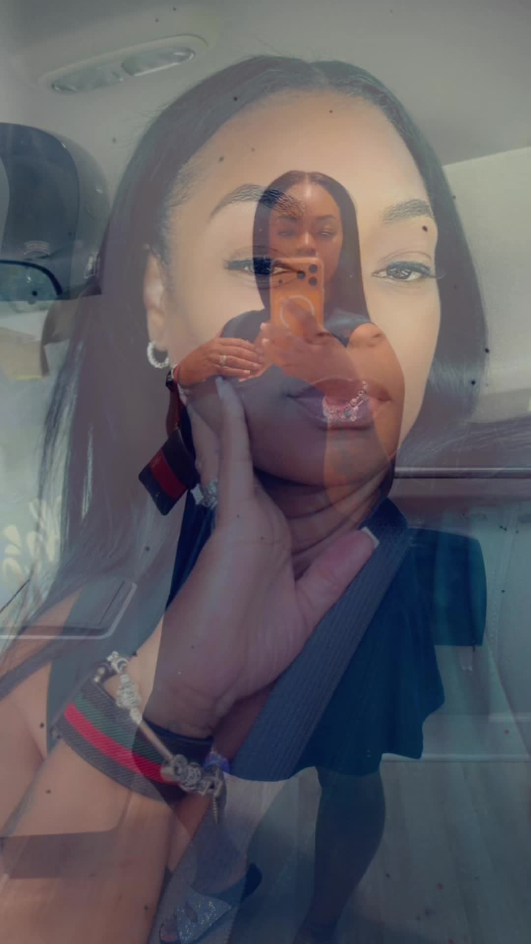 @thequeeenG