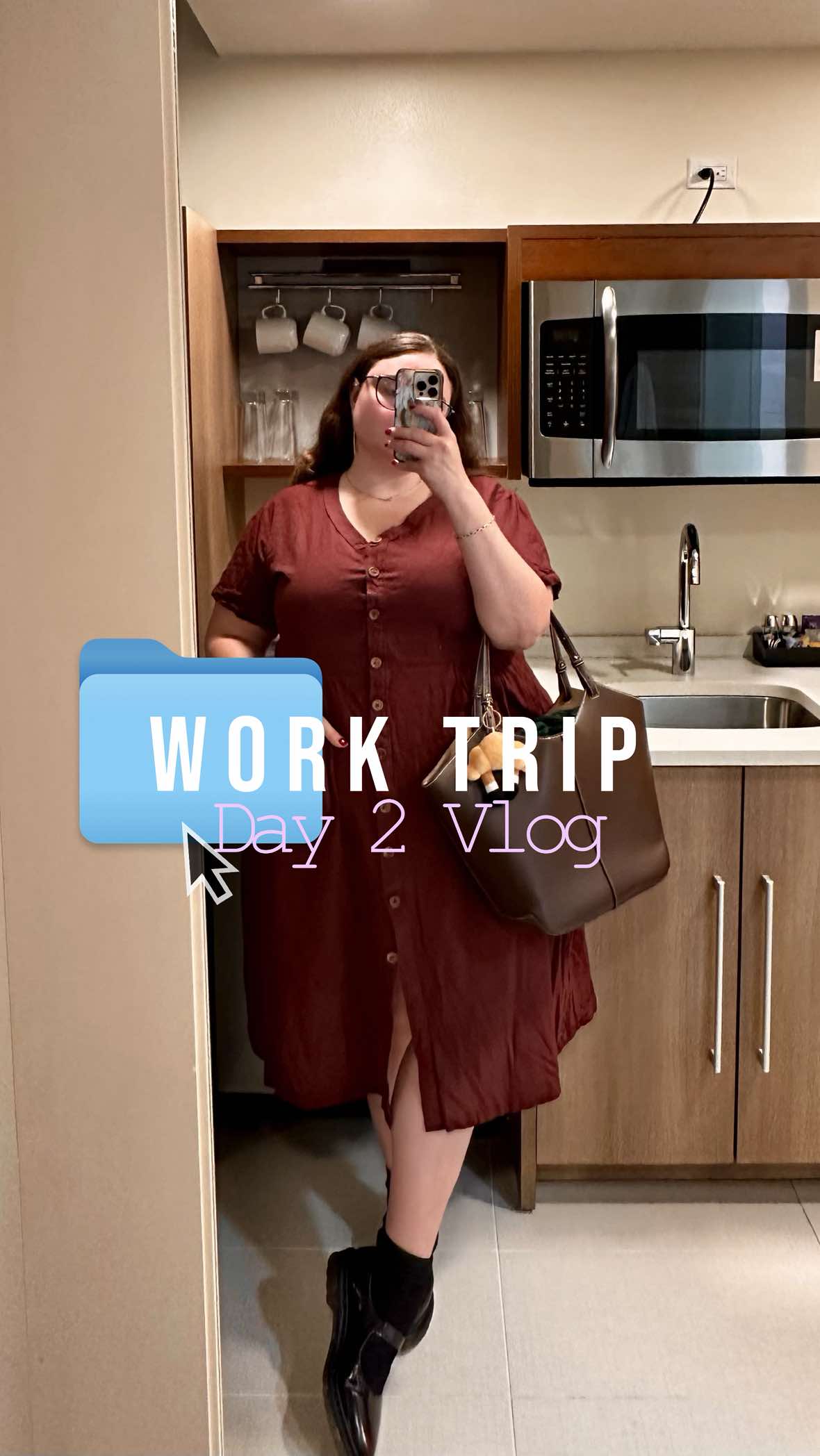 @ash | plus size & cozy vibes ✨