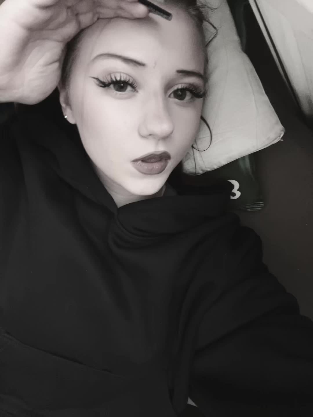 @Persikova
