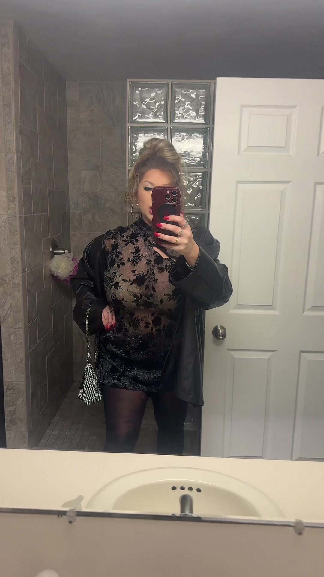 @Olivia Lorge🧁🩷🧚🏼♀️🪷💫🍸
