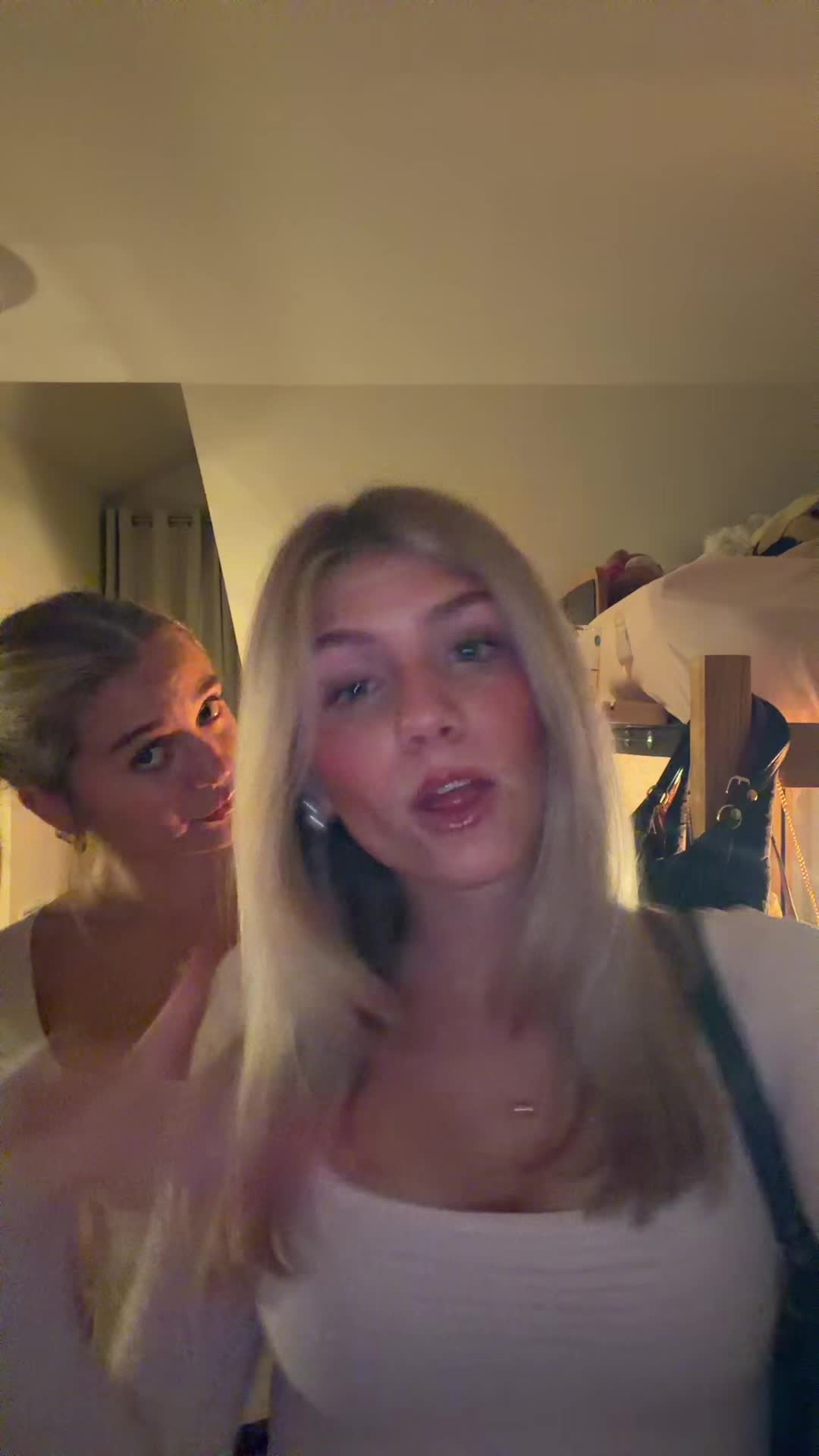 @Evie Katt