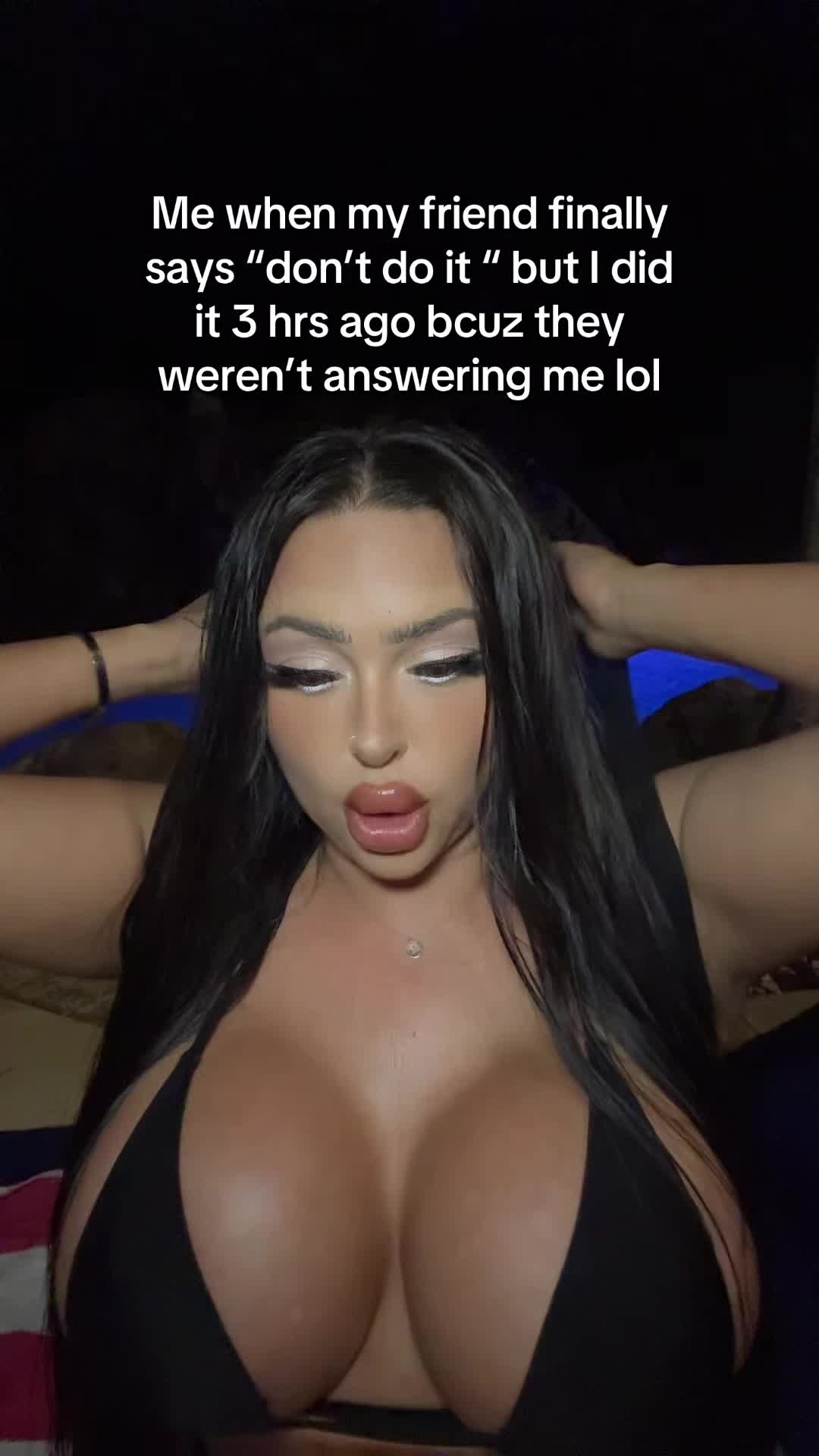 @zoeyfoxxofficial