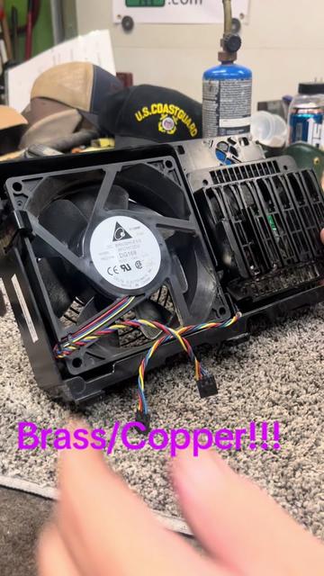 @Scrapaholic