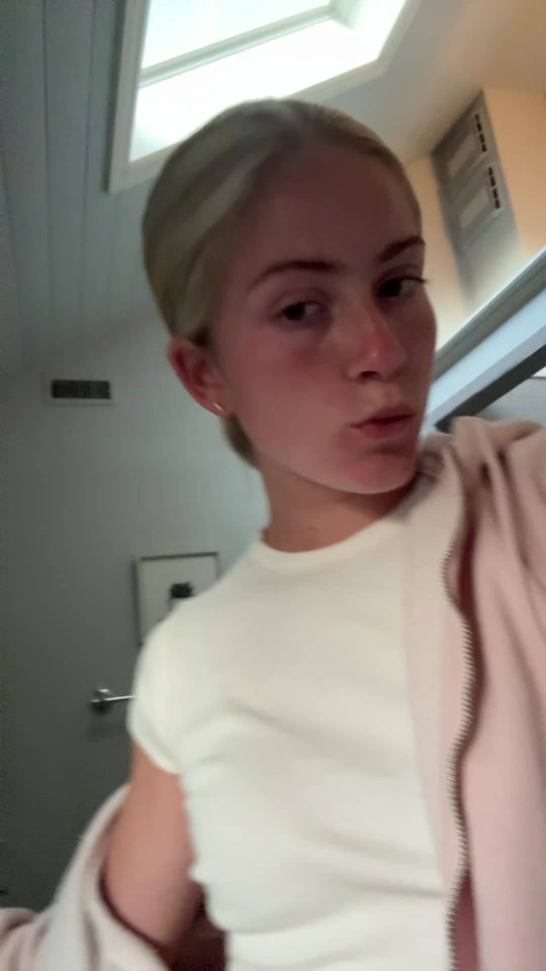 @Allie 💌🤟🙃🫠