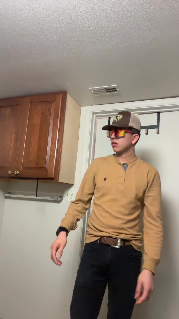 @Joel López