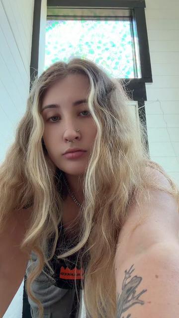 @lucysdeadd