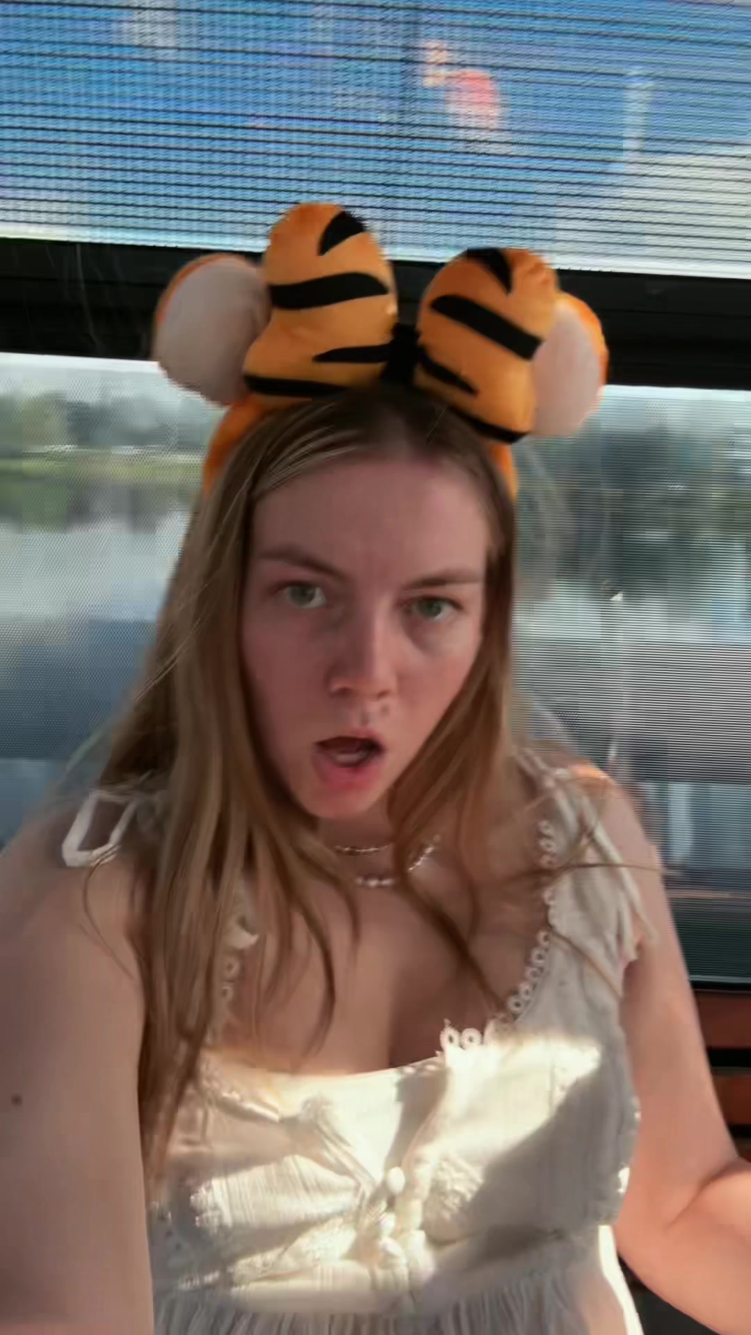 @Lari