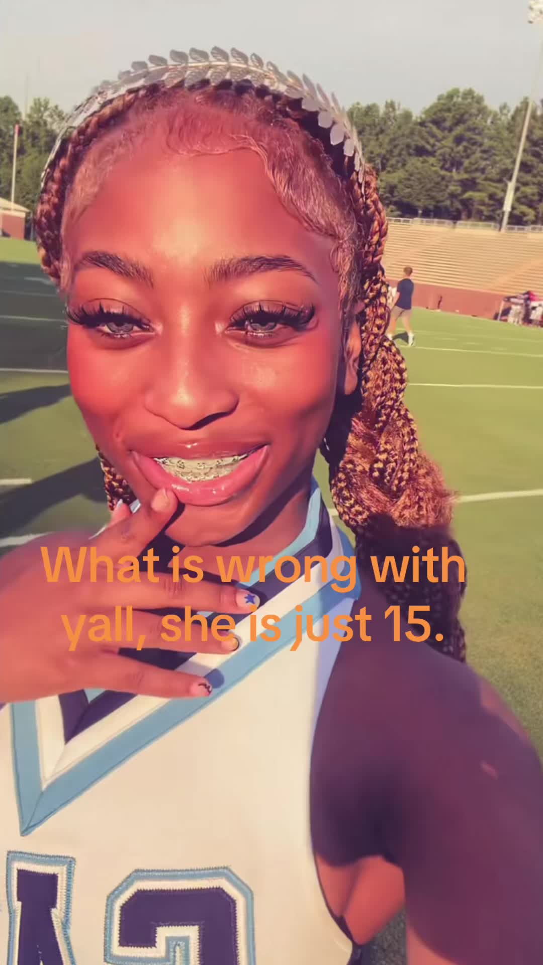 @￴￴