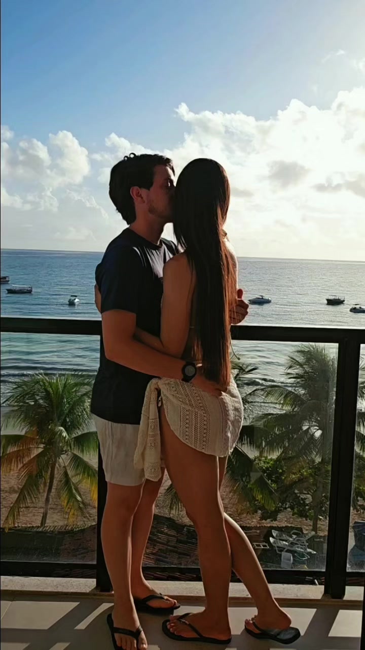 @L&iacute;via