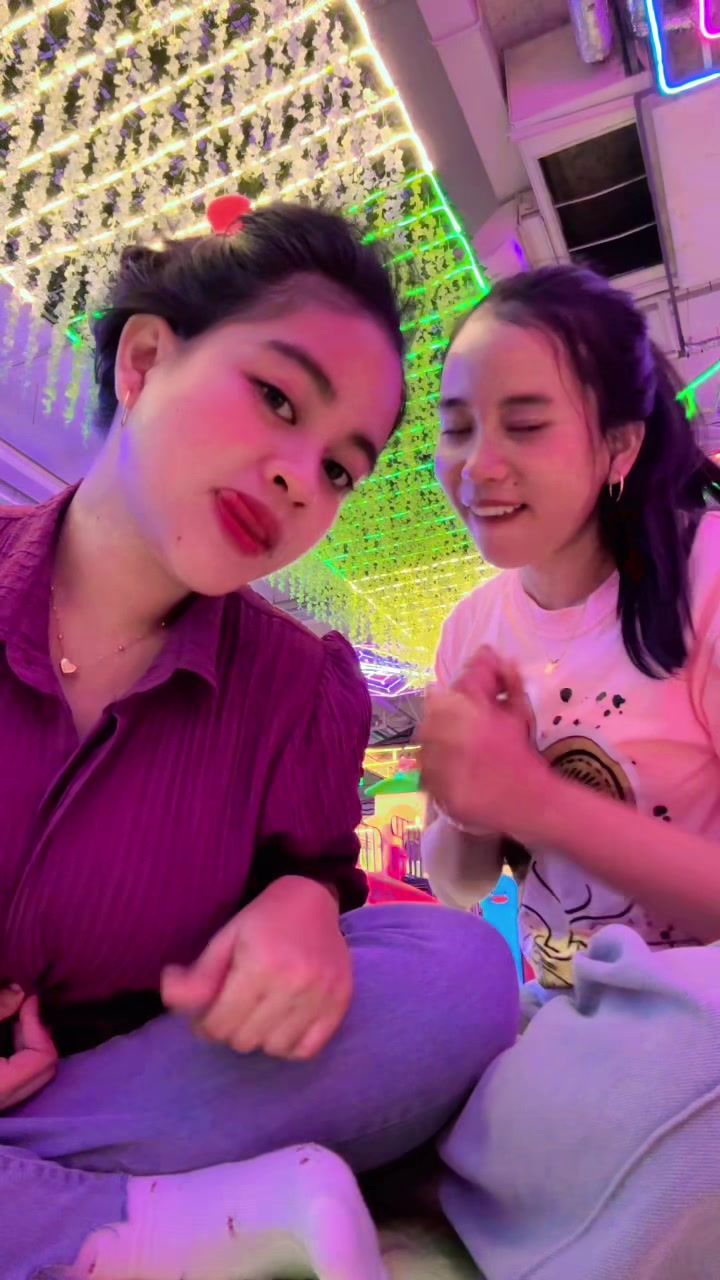 @putri bhawell