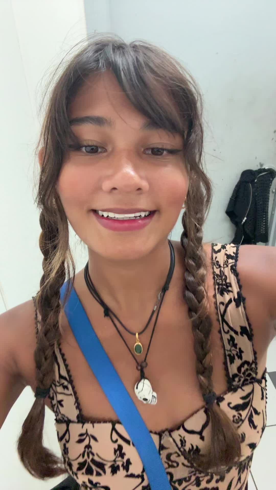 @ithinkurlovely2