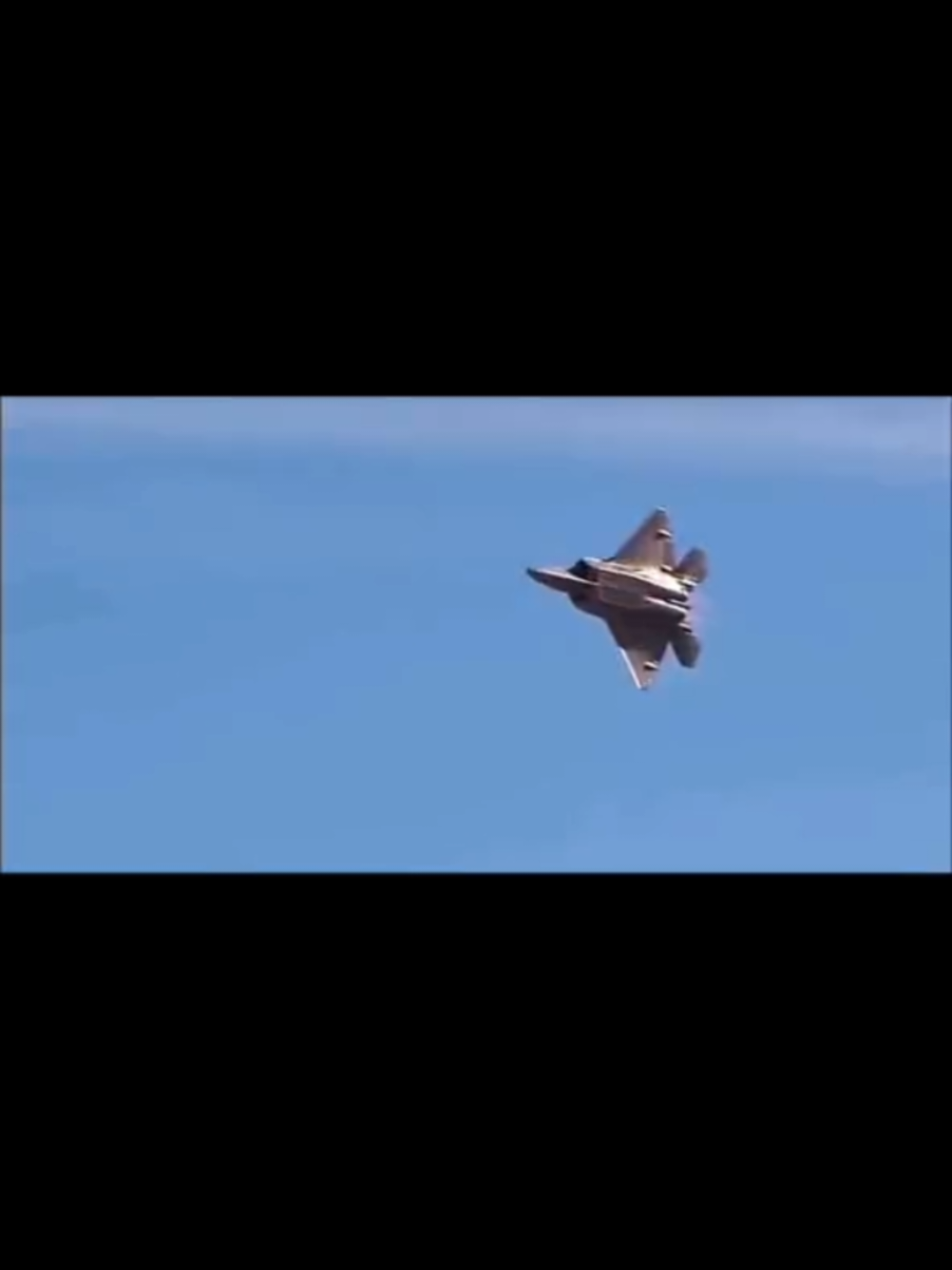 @f22r4ptor