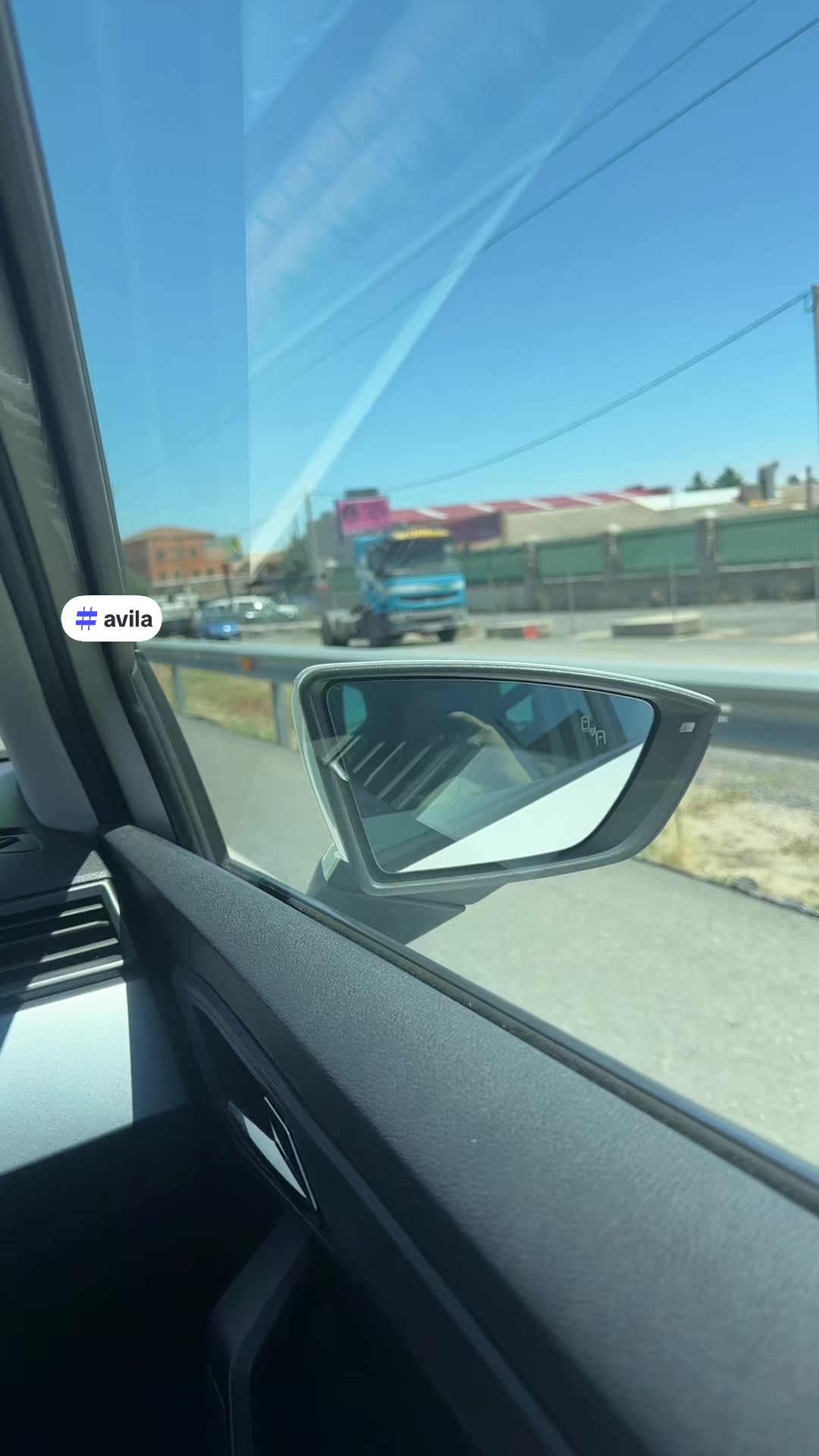 @Zu Denegri