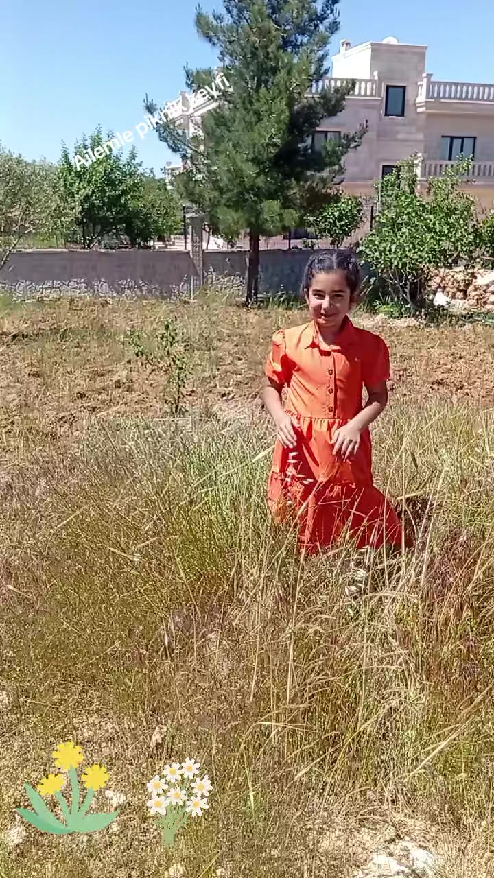 @nisaazra