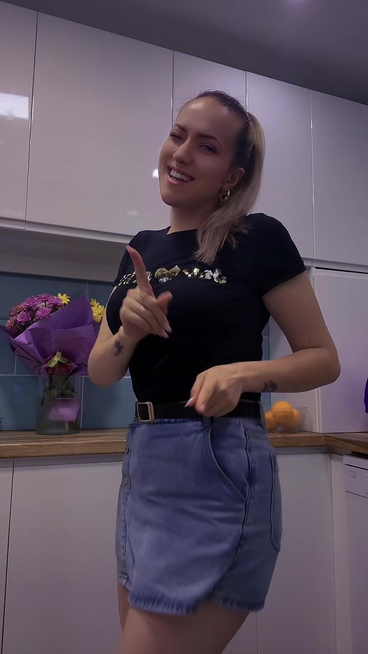 @👑𝓘𝓵𝓲𝓸𝓪𝓻𝓪(ℳ𝑜𝓂 𝑜𝒻 4)