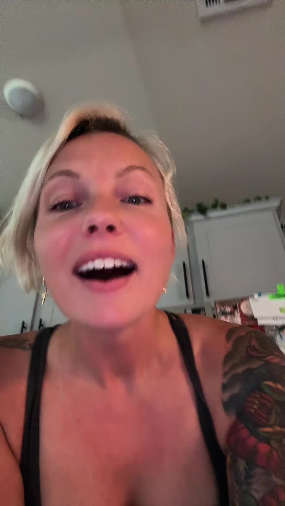 @Kate 🕊️🪩🤠