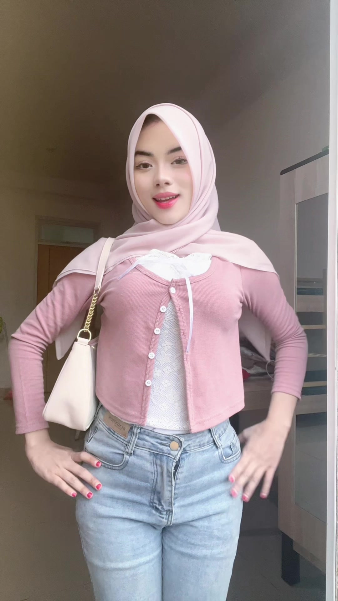 @latifahmhdr